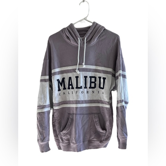 Hollister Tops - Hollister Malibu Hoodie, Size Medium